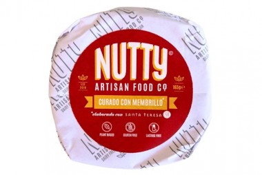 Nutty Artisan Food Co Plantaardig Alternatief voor Kaas met Kweepeer: Nutty Curado con Membrillo